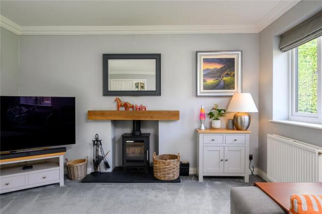 4 bed Detached for sale Image 5