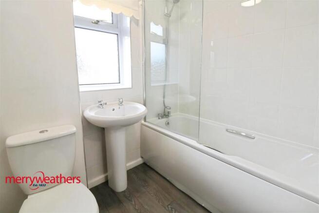 3 bed Terraced to rent Image 7