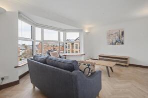 Flat 10, South Park Court, East Avenue, Oxford OX4 1YZ