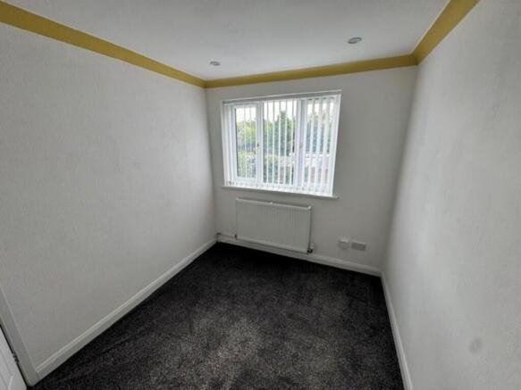 2 bed Apartment to rent Image 6