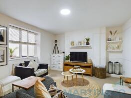 Basement Flat, 18, Bedford Square, Brighton BN1 2PN