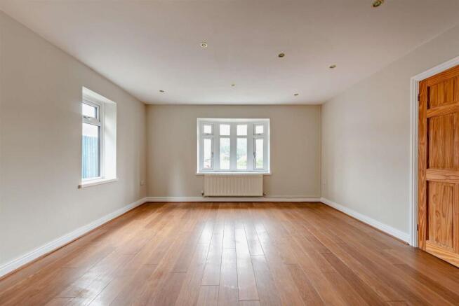 8697285-interior23-800.jpg
