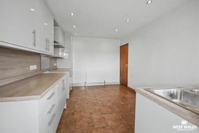 Broyan Road, Penybryn, Cardigan photo 4