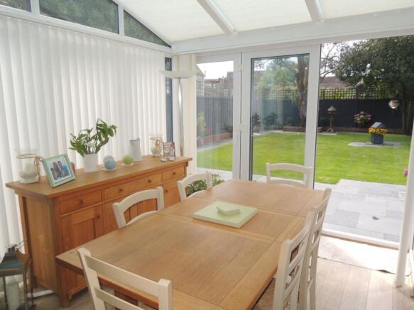 BREAKFAST ROOM