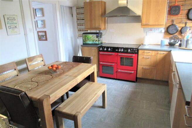 KITCHEN-DINER