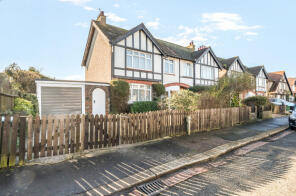 2, Highland Avenue, Bognor Regis PO21 2BJ
