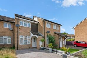 69, Triandra Way, Hayes UB4 9PB