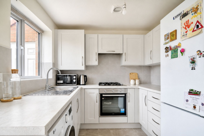 2 bed Semi-Detached for sale Image 4