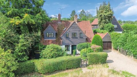 Common Gate Road, Chorleywood, WD3