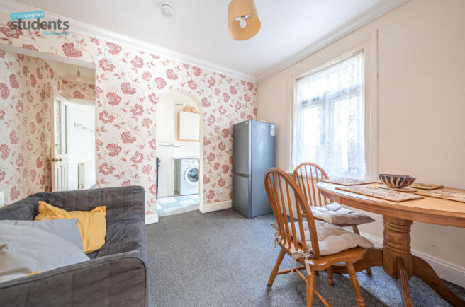 09e87196-1c2d-4c2...