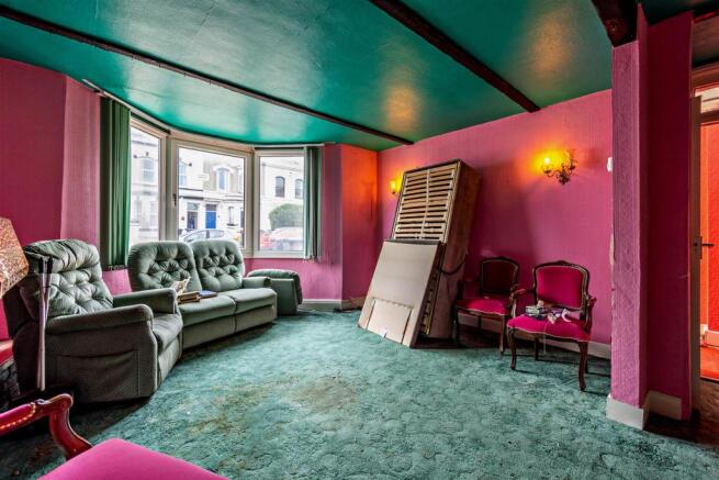 Dining/Sitting Room