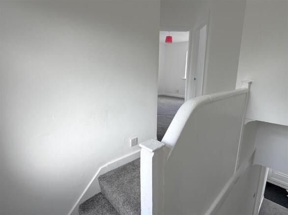 3 bed Semi-Detached for sale Image 9