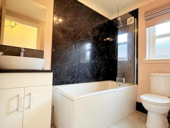 15A Terregles Street, Dumfries, DG2 9AA - Braidwoo