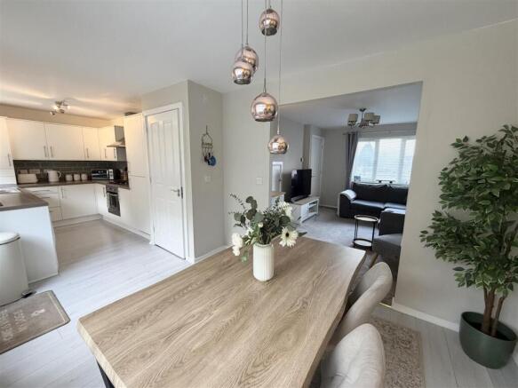 Holmfirth Close, Hetton-Le-Hole, Houghton Le Spring photo 4