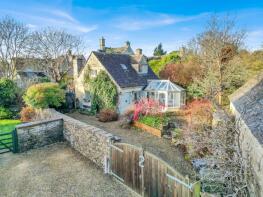 Squirrel's Leap, Road To Arlington Green, Arlington Green, Cirencester GL7 5NE