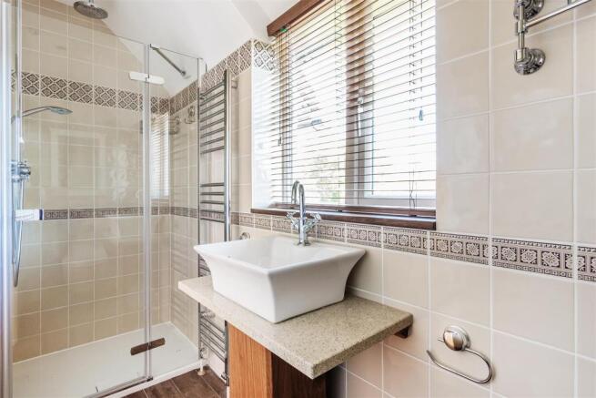 house. estate agency Abinger Hammer