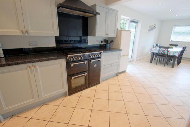 Kitchen/family room