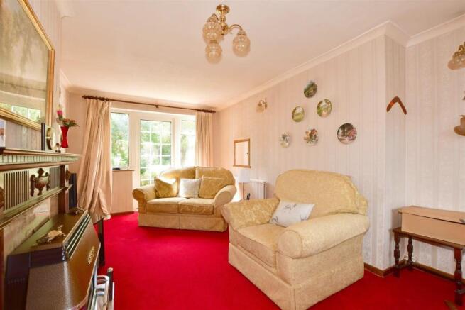 Lounge/ Dining Room