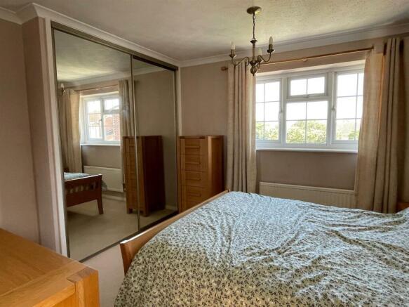 Bedroom,,.,.jpg