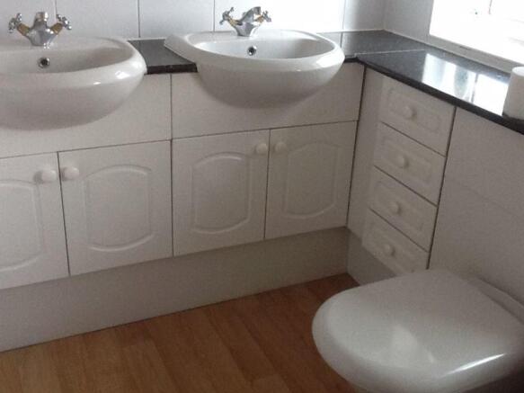Bathroom/WC