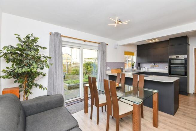 Kitchen/Dining Room