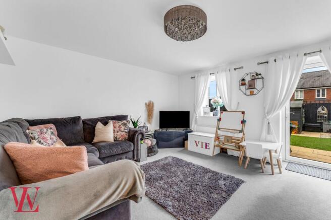Newland Avenue, Bishop's Stortford, CM23 photo 3
