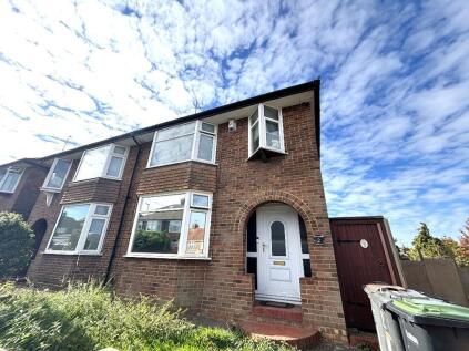 Durham Road, St Annes, Luton, Bedfordshire, LU2 0RB