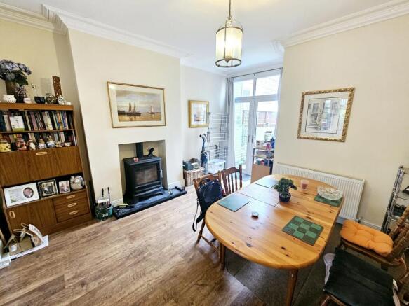 5 bed Terraced for sale Image 5