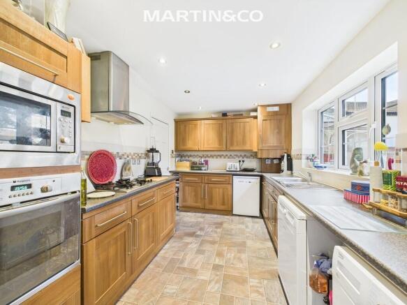 CAM03337G0-PR0236...