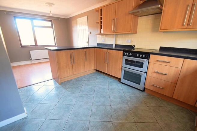 4-kitchen