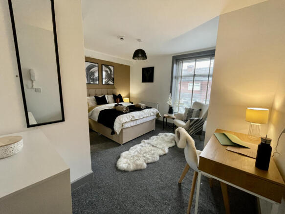 1 bed House Share to rent Image 12