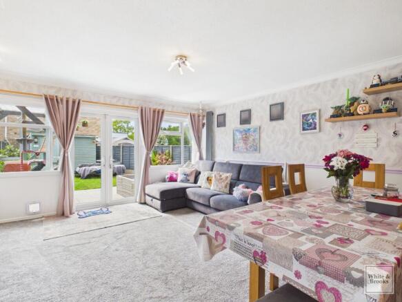 Living/dining room