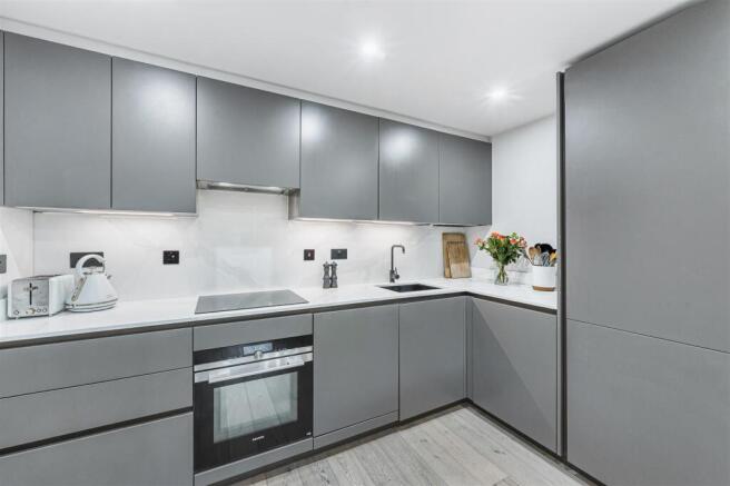 Flat 1, 34 Chaucer Road-6.jpg