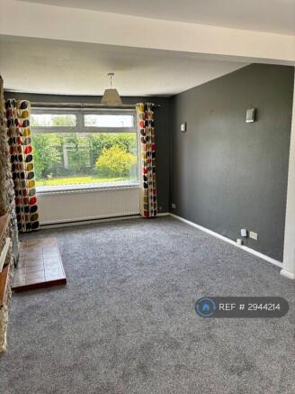 3 bed Detached to rent Image 9
