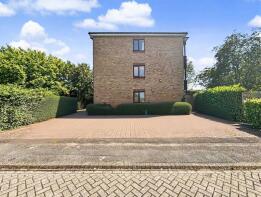 27, Loris Court, Cambridge CB1 9GF