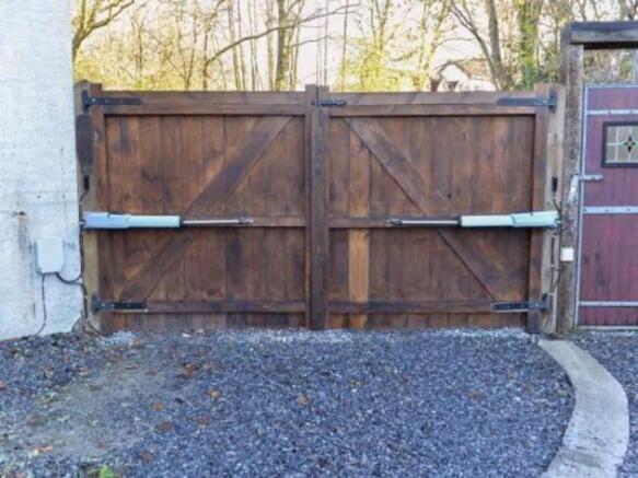 Photo 38