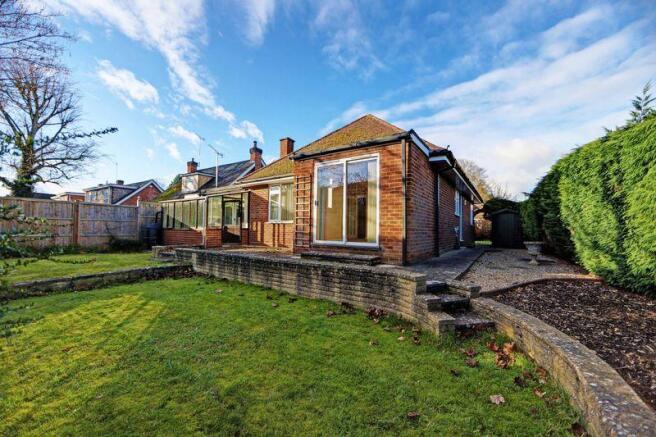 Rear aspect an...