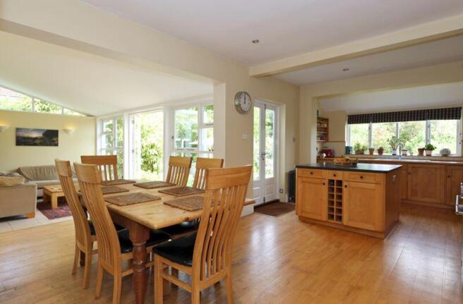 Kitchen diner