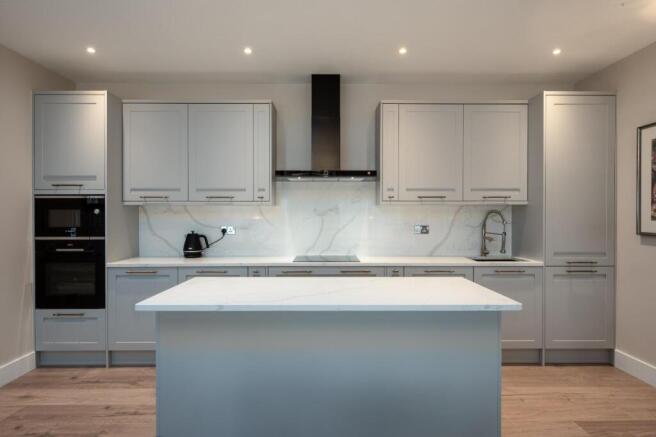 PHOTO-2023-04-21-20-03-32 13.jpg