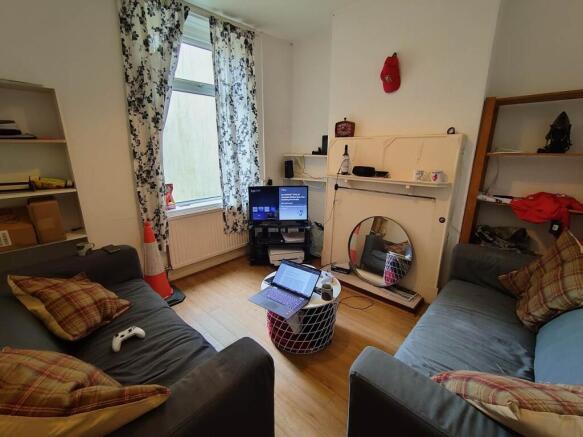 Living room (1)