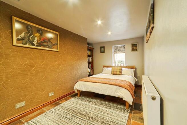 3 bed Detached for sale Image 9