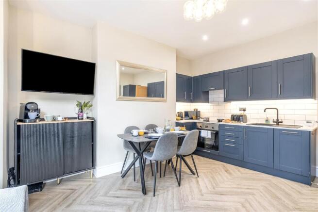 Apt 1, 6 Mapperley Park Drive Mapperley NG3 5BX