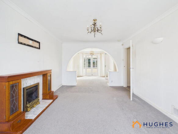 3 bed Detached for sale Image 4