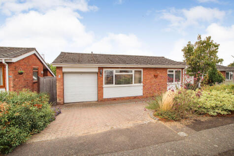 Godwin Close, Bromham, MK43