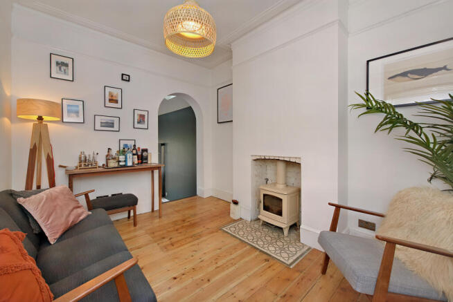 8554225-interior05-800.JPG