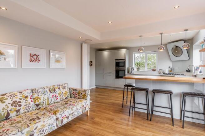 Kitchen/Snug