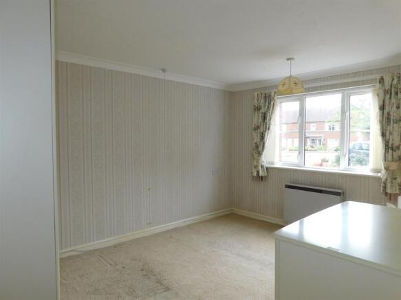 Bedroom 1 a