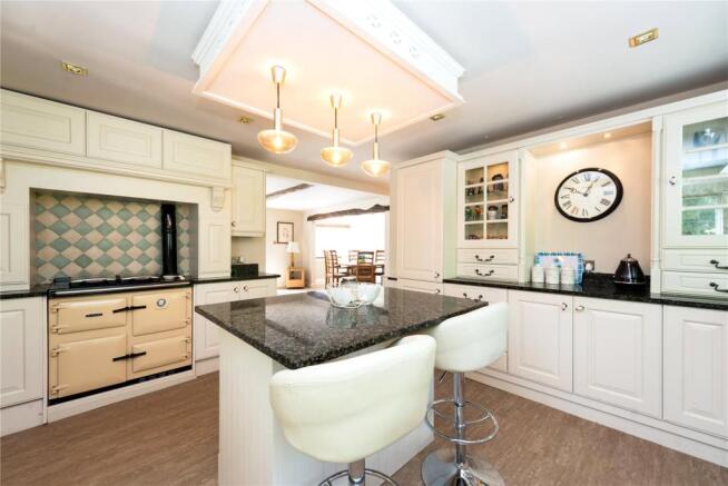 Kitchen To Family Ro