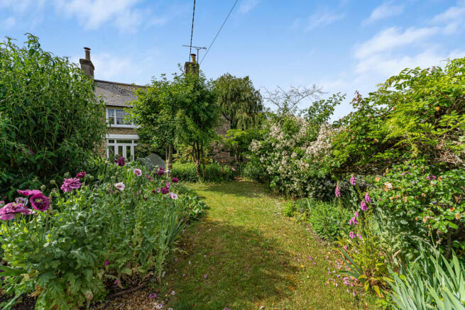 Brookside Cottage-19