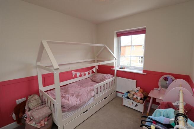 3 bed House for sale Image 8